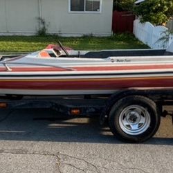 Malibu Sportster Boat 