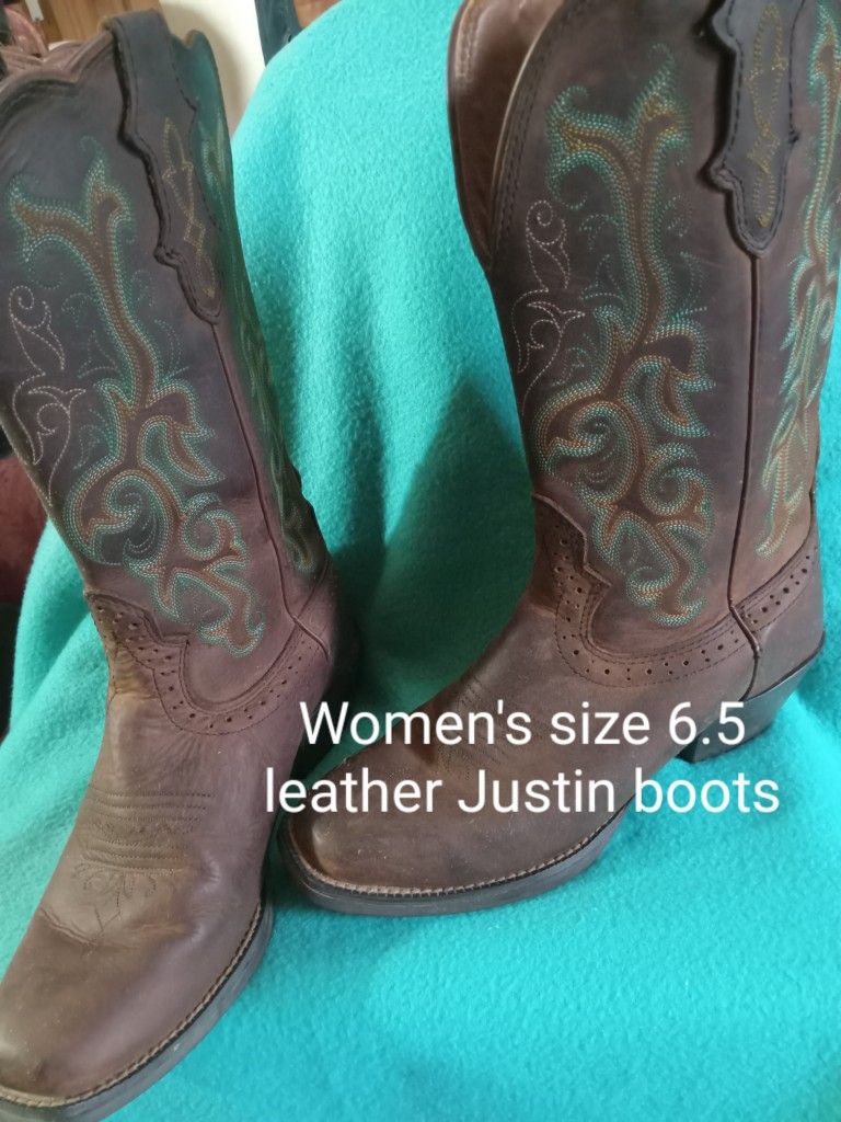 Women's Justin Boots Size 6.5