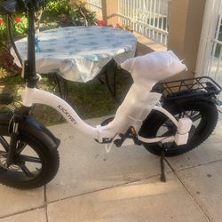 NEW KICKWEY ELECTRIC BIKE 