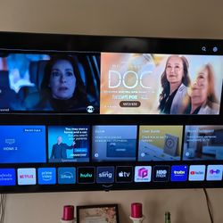 70 In LG Thinline TV W Wall Mount N Stand Comes W A Firestix