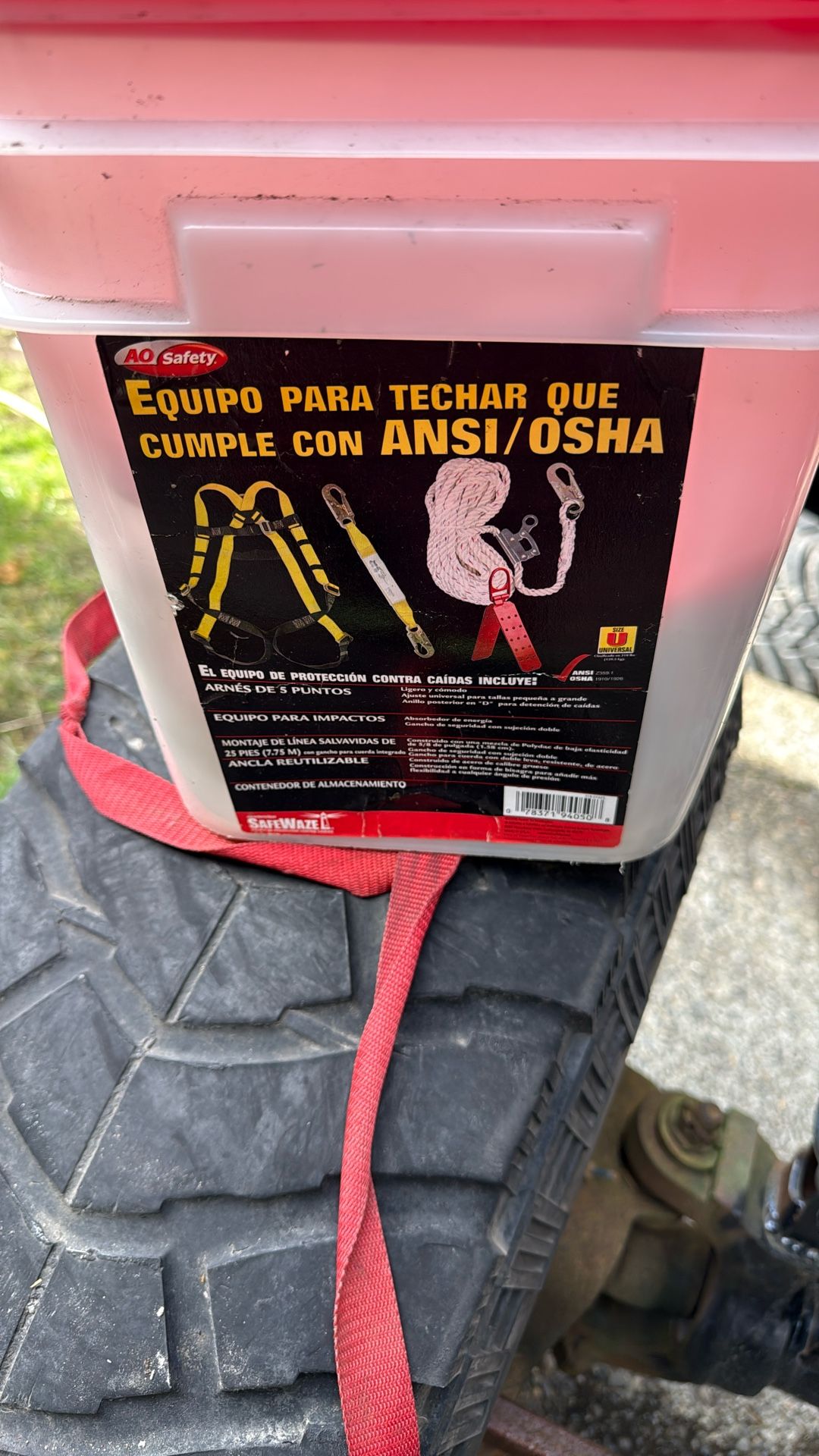 Safety Roofing Tool / Harness