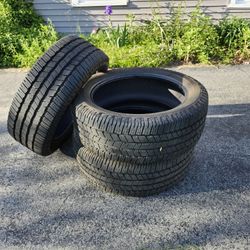 275 55 R22