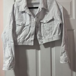 Size Medium Cropped Jean Jacket Women’s Denim Coats Clothing