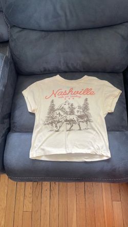 cropped t-shirt