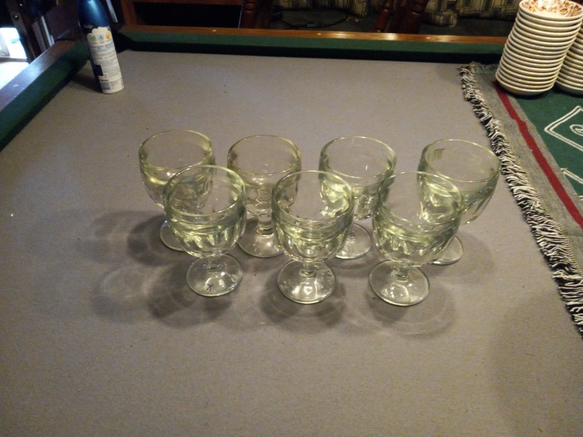 Glass Goblet Set