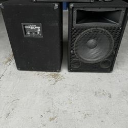 Speakers And Amplifier 
