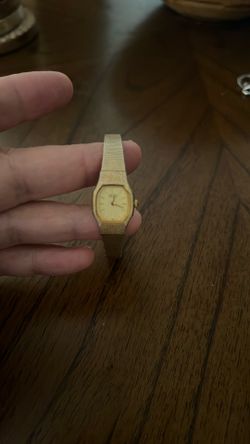 Women’s Vintage Gold Seiko Watch 