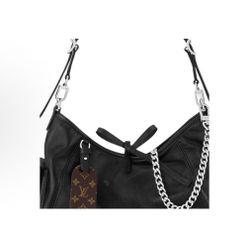 LOUIS VUITTON Carryall Cargo PM Letter Logo Locitor Chain Black Warrior(6)73