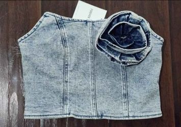 New denim top size small