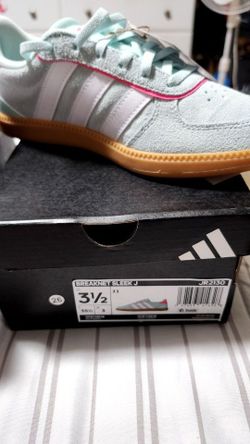 New Girls Size 3 1/2 Shoes