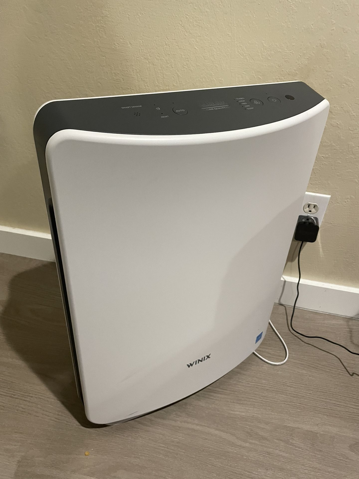 Winix HEPA 3-Stage Air Purifier 