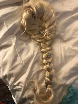 Girls Frozen Princess dress and wig size 7/8