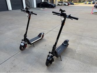 NIU KQI 300X and KQI 300P electric scooter package deal