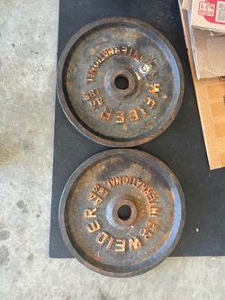 Weider International 45lb Cast Iron Weight Plates (Pair)