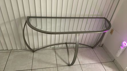 Gladys Console Table