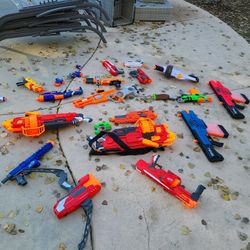 NERF GUNS