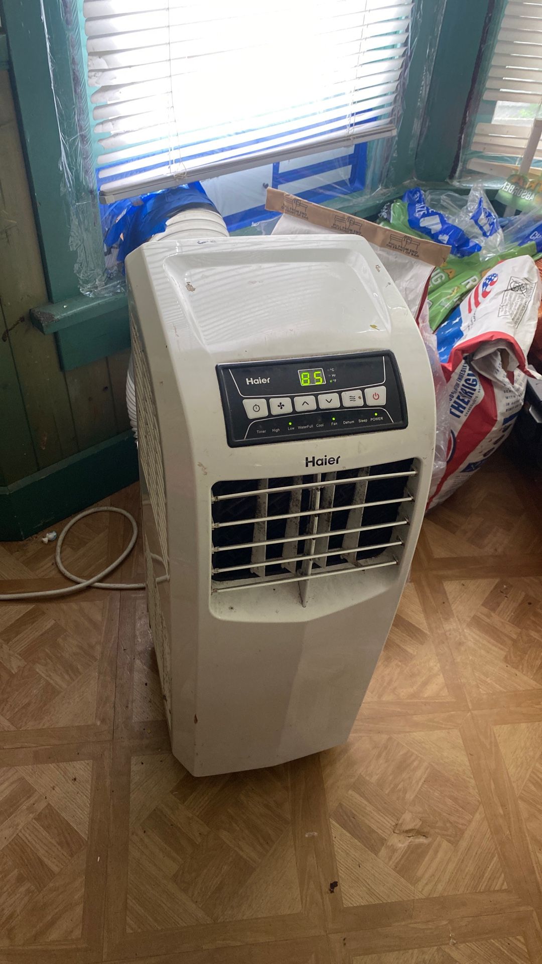 Air conditioner - make offer