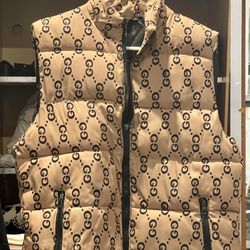 Brand New Super Luxury Puffer Vest Mens Medium 