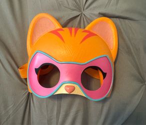 SuperKitties Talking Ginny Mask w/adjustable strap