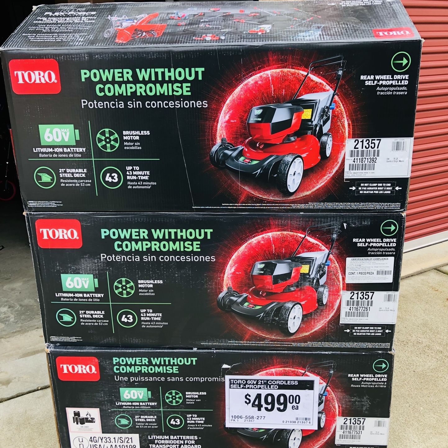 BRAND IN BOXES!! TORO 21” SELF PROPELLED REAR WHEEL DRIVE 60 VOLT BATTERY POWERED FLEX FORCE POWERFUL LAWNMOWER KITS !! NEW AND COMPLETE 