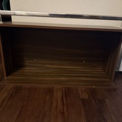 Closet Shelf With Rod And Anchors 