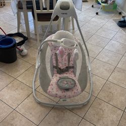Baby swing