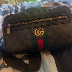 Black Leather Gucci Crossbody Ophelia 