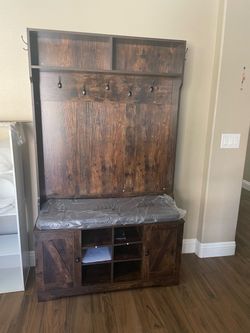 Rustic Wood Entryway Hall Tree with Storage