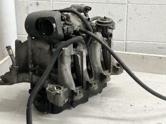 2004 Ford E250 4.6L Aluminum Intake Manifold 