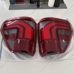2024-2025 Ford F150 LED Tail Light Set OEM With OBS + BLIND SPOT 