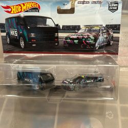 HOT WHEELS PREMIUM TWO PACK SKYLINE & VAN