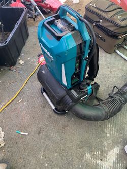 Makita backpack blower cordless$2300 retail