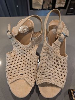 Women's Beige Woven Wedge Sandals size 9