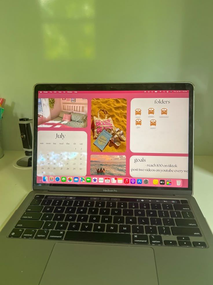 MacBook