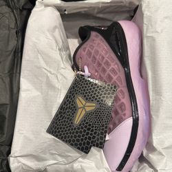 Nike Kobe 3 Low Pink Quartz Size 5.5