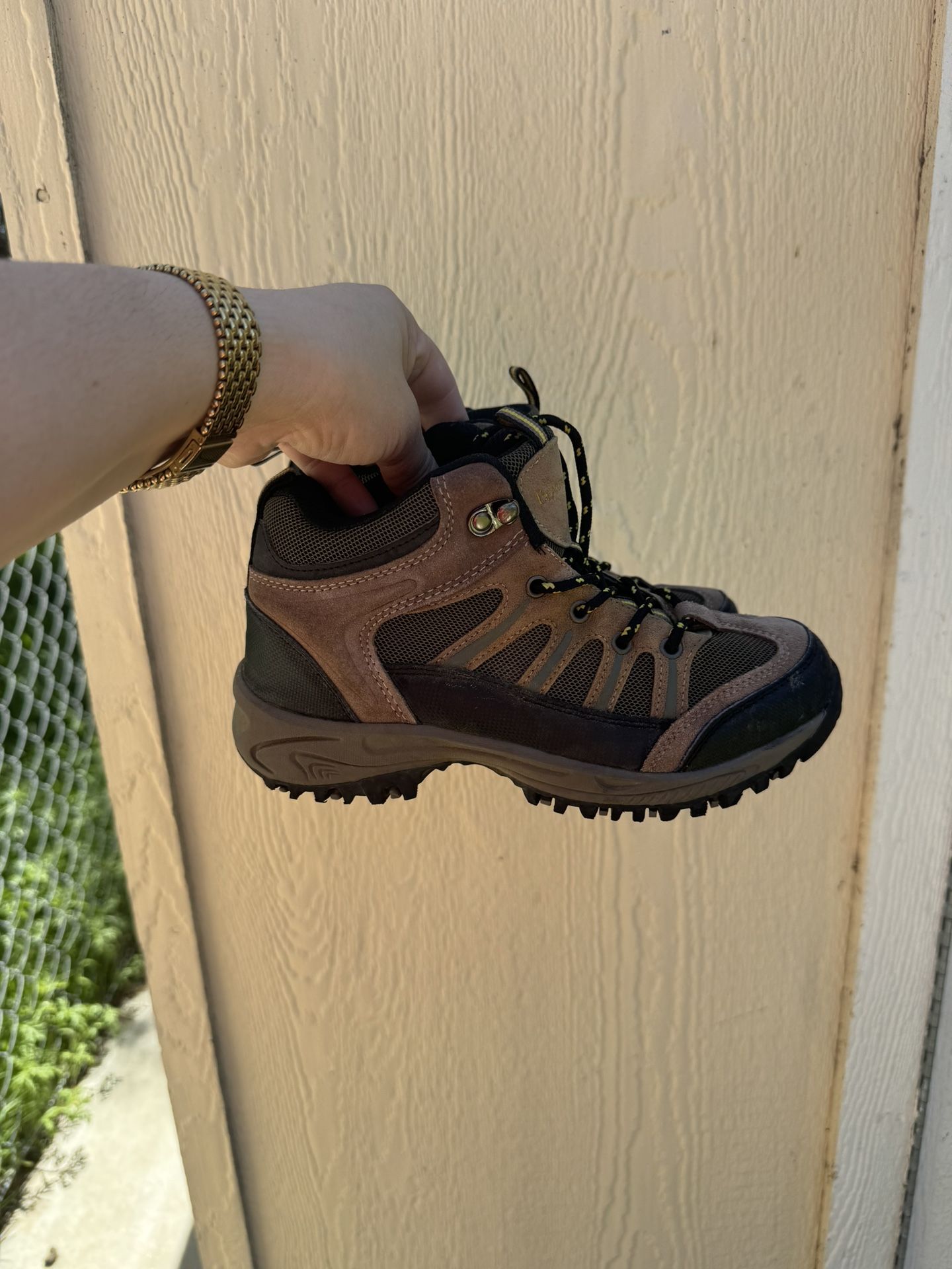 Kids Hiking Boots