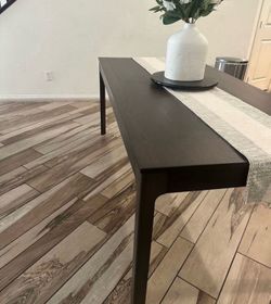 Dinning table