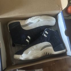 Jordan 12 Retro International Flight
