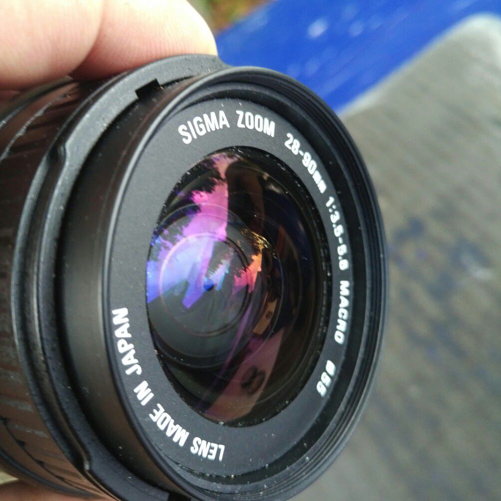 Sigma Lenses for Nikon D 28-90 mm 1:3.5-5.6 Macro and 70-300mm 1.4-5.6 telephoto /macro