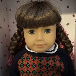 American Girl Doll Molly Plus White Trunk