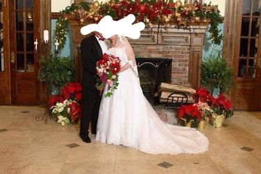 Ollie Cassini Wedding Dress & veil