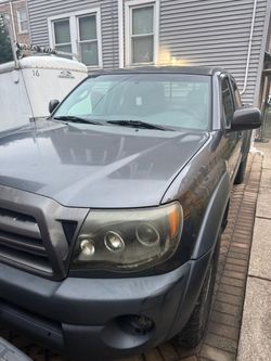 Toyota tacoma v6 4 x4