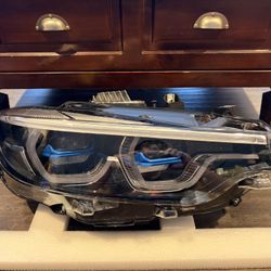 LCI Ikon V3 Tri-Color Headlights – F32/F80/F82/F83 – 9-Pin – White/Yellow/Amber