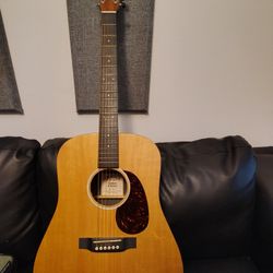 MARTIN GUITAR