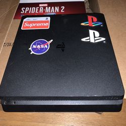 PS4 Slim