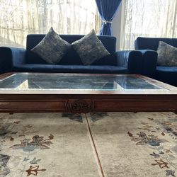 Elegant Solid Wood Coffee Table Set (3-Piece) – Glass Top, Vintage Style
