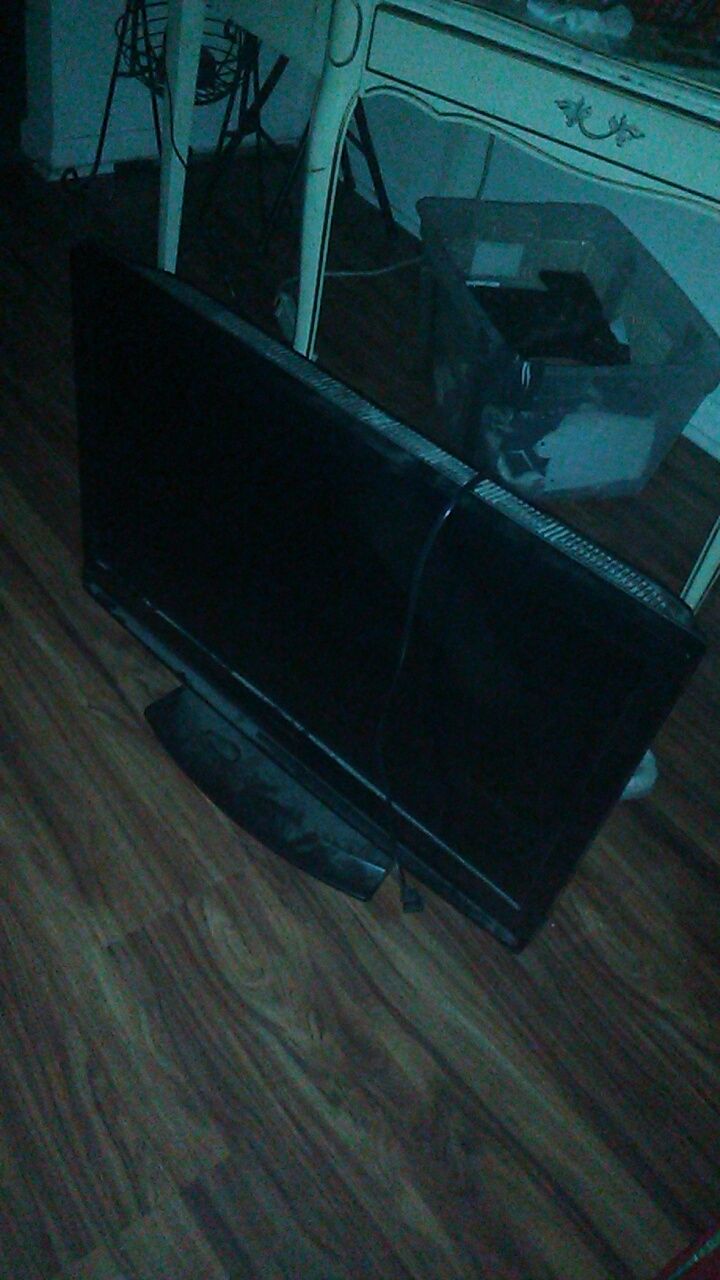 Flat screen TV