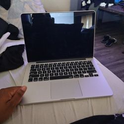 Apple MacBook 