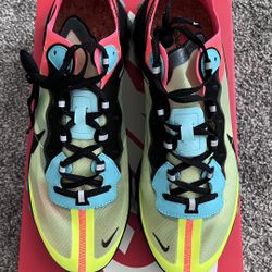 Nike React Element 87