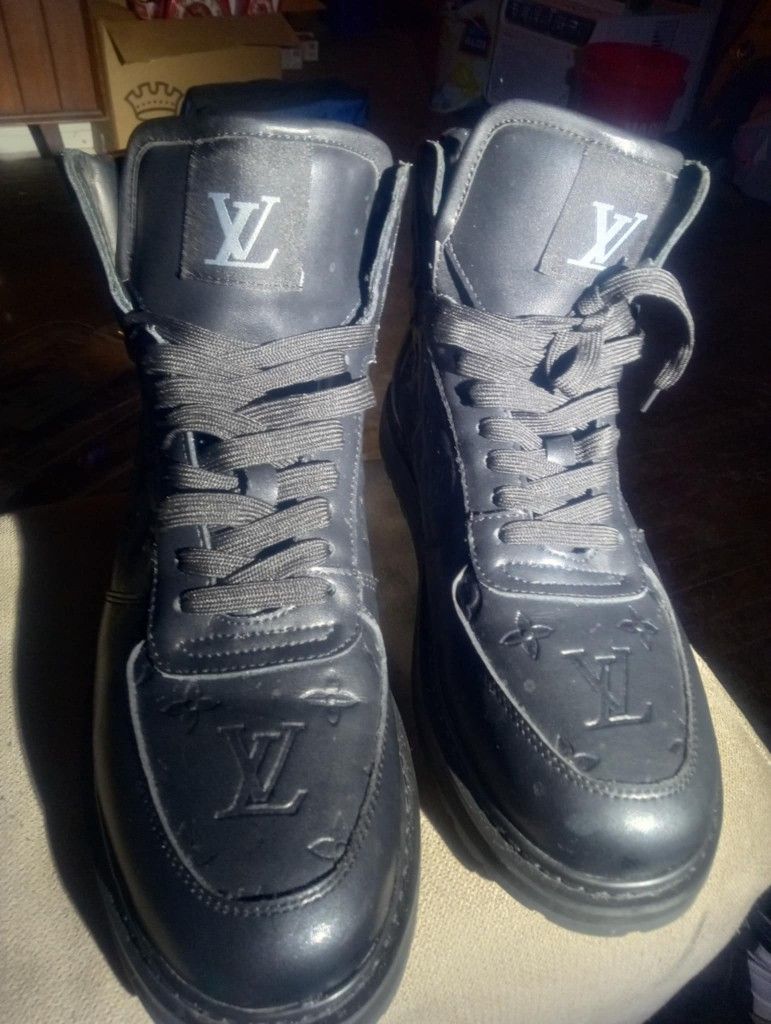 Louis Vuitton Men Boots